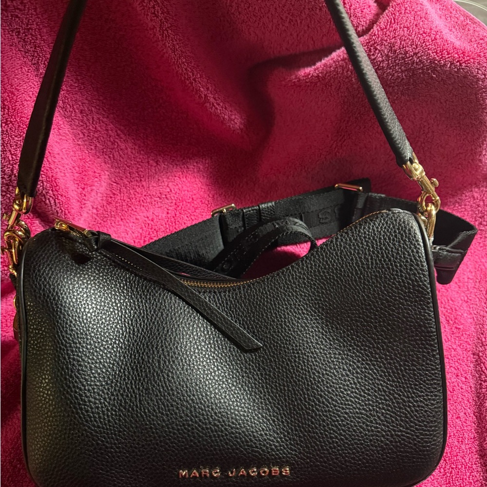 Marc Jacobs Black Pebbled Leather Shoulder Bag